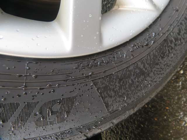 ノート1.2 e-POWER X FOUR 4WD