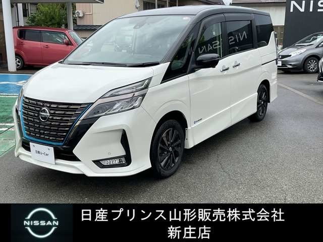 セレナ1.2 e-POWER ハイウェイスターV アーバンクロム