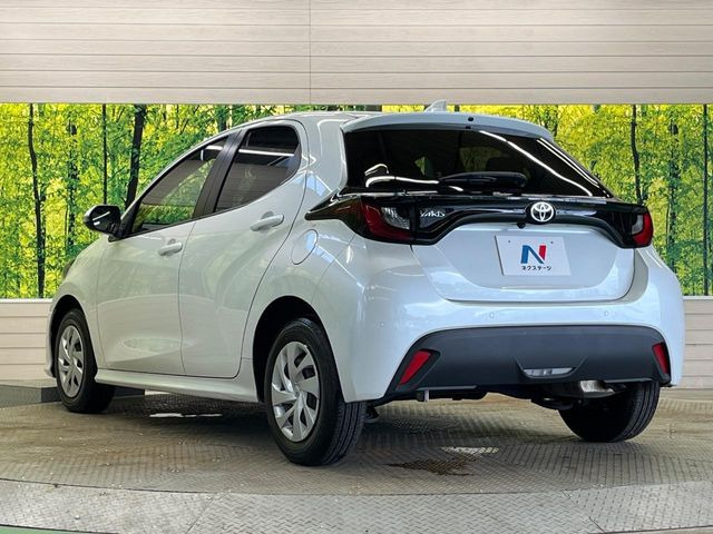 【パーキングサポートブレーキ】駐車時などの低速走行時にアクセルとブレーキを間違え、壁や車などとの衝突の恐れがある場合にブレーキを作動させ衝突回避をサポート。うっかり事故の予防に役立ちます!