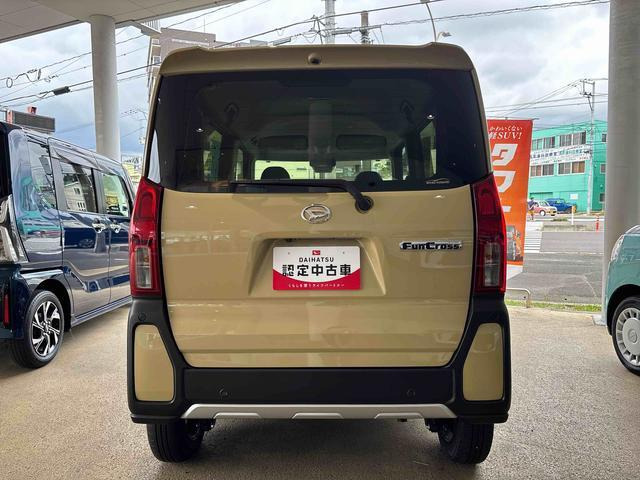 タントファンクロス リミテッド 4WD