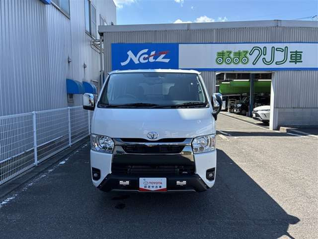 ハイエースバン