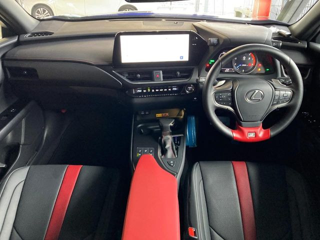 UX250h Fスポーツ