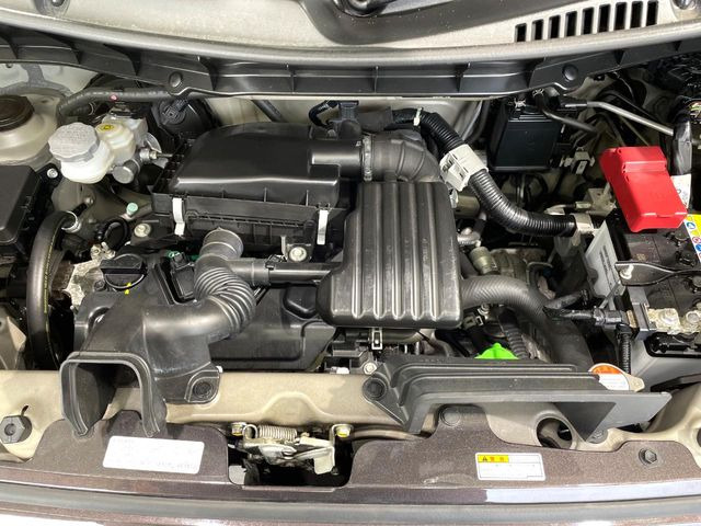 親切・丁寧な専門メカニックスタッフが応対!・車検・点検整備・事故等の修理などアフターサービスも安心。お車のカスタマイズもネクステージのサービススタッフまでご相談ください!