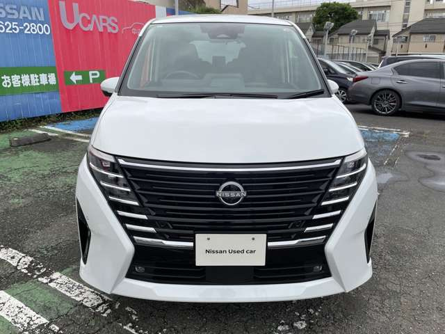 セレナ1.4 e-POWER ハイウェイスターV