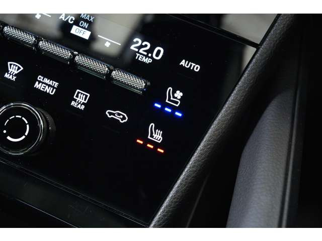 �V�[�g�q�[�^�[�ƃx���`���[�^�[�����ڂ���Ă���܂��B��N���h���C�r���O�����K�ɂ���}�X�g�A�C�e���ƂȂ�܂��B