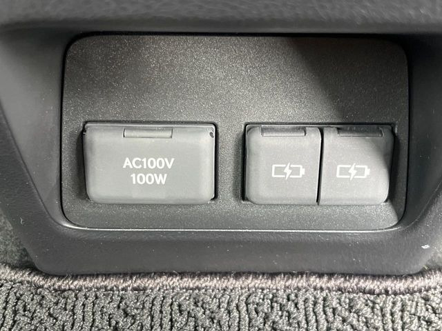 【1500Wアクセサリーコンセント】消費電力1500Wまでの家電が使えます。キャンプやスポーツ・アウトドアでのアクティビティはもちろん、災害・停電の際に大活躍♪