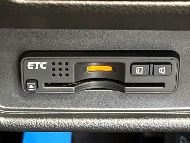 【ETC】高速道路の料金所をストレスなく通過!話題のスポットやサービスエリアに多い「スマートIC」利用時は必須のアイテムです。当店でセットアップを実施、ご納車当日からすぐにご利用いただけます!