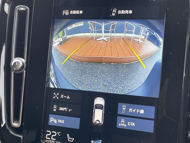 XC40T5 AWD Rデザイン 4WD