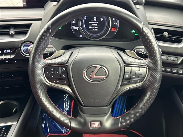 UX250h Fスポーツ 4WD