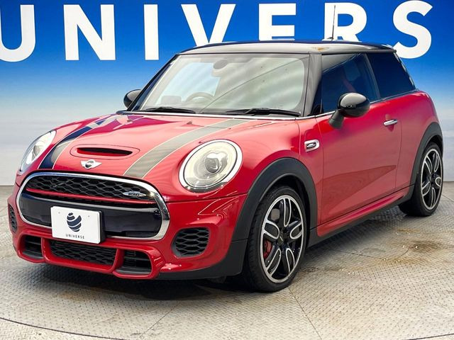 �������t�т̕ۏ؂̑��A���S�̍Œ�3�N�E���s�������ۏ�(�L��)�����p�ӁB�A���Ԃ����S���Ă��y���݂���������l�A�ۏؓ��e���[���͂������A�����_��&�I�C�������⃍�[�h�T�[�r�X���t�т��Ă���܂��B