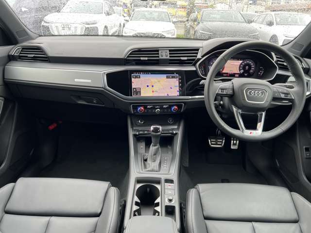 Q3