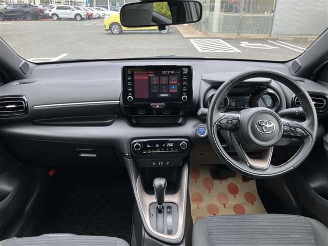 ヤリス1.5 ハイブリッド Z