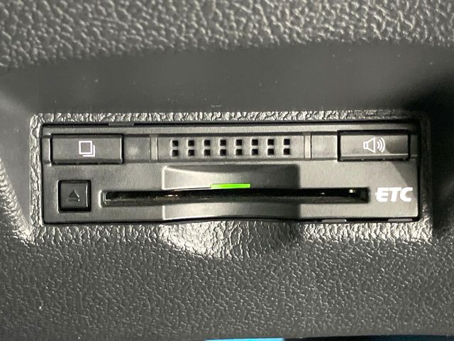 【ETC】高速道路の料金所をストレスなく通過!話題のスポットやサービスエリアに多い「スマートIC」利用時は必須のアイテムです。当店でセットアップを実施、ご納車当日からすぐにご利用いただけます!