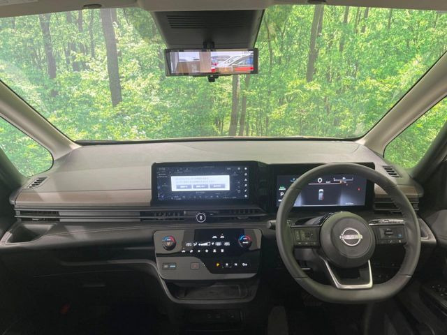 セレナ1.4 e-POWER ハイウェイスターV