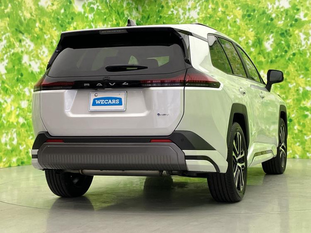 RAV42.5 Z E-Four 4WD