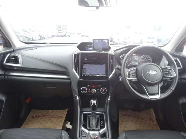 フォレスター2.5 ツーリング 4WD