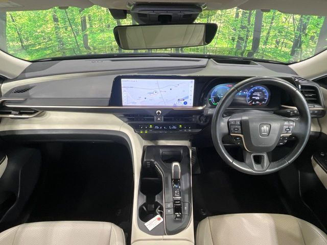 クラウンクロスオーバー2.5 G アドバンスト レザー パッケージ E-Four 4WD