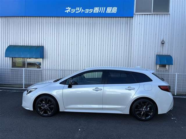 カローラツーリング1.8 ハイブリッド W×B