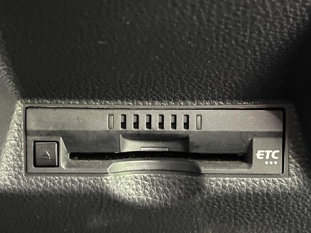 【ETC】高速道路の料金所をストレスなく通過!話題のスポットやサービスエリアに多い「スマートIC」利用時は必須のアイテムです。当店でセットアップを実施、ご納車当日からすぐにご利用いただけます!