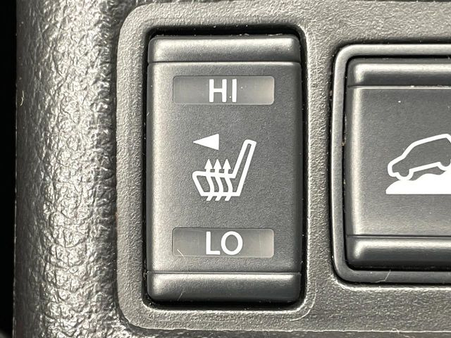 【シートヒーター】寒い日に重宝するシートヒーター!エアコンより早く温まってくれるので寒がりの人も安心ですね♪エアコンの温風は乾燥するから苦手、という方にもをおすすめです。