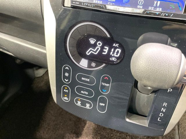 �y�I�[�g�G�A�R���z��x���D�݂̉��x�ɐݒ肷��΁A�ԓ��̉��x�����m�����ʂ≷�x�������Œ����B����&hellip;����&hellip;�Ɖ��x���X�C�b�`���������K�v�͂���܂���B���K�Ȏԓ���Ԃɂ͕K�{�̋@�\�ł��ˁ�