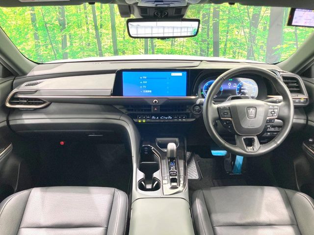 クラウンスポーツ2.5 Z E-Four 4WD