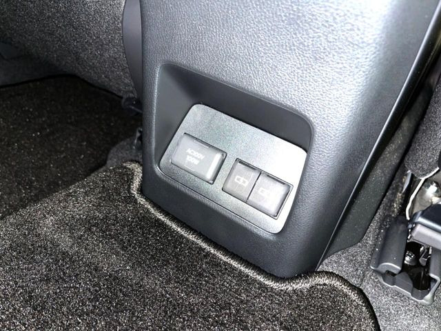 【1500Wアクセサリーコンセント】消費電力1500Wまでの家電が使えます。キャンプやスポーツ・アウトドアでのアクティビティはもちろん、災害・停電の際に大活躍♪
