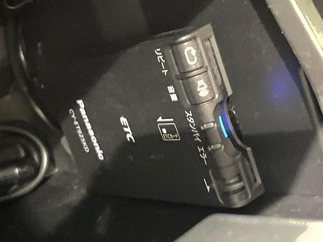 【ETC】高速道路の料金所をストレスなく通過!話題のスポットやサービスエリアに多い「スマートIC」利用時は必須のアイテムです。当店でセットアップを実施、ご納車当日からすぐにご利用いただけます!