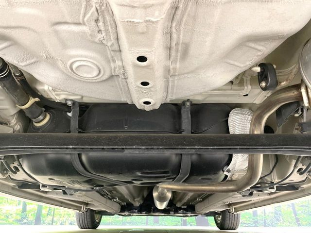 下回りがきれいなうちに、防錆加工の施工がオススメ。降雪地域はもちろん、沿岸部にお住いの方や、趣味でマリン・ウィンタースポーツをされる方にご好評いただいております。
