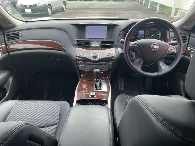 フーガ2.5 250GT