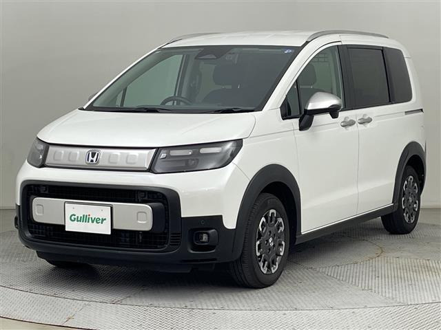 フリード1.5 e:HEV クロスター 4WD
