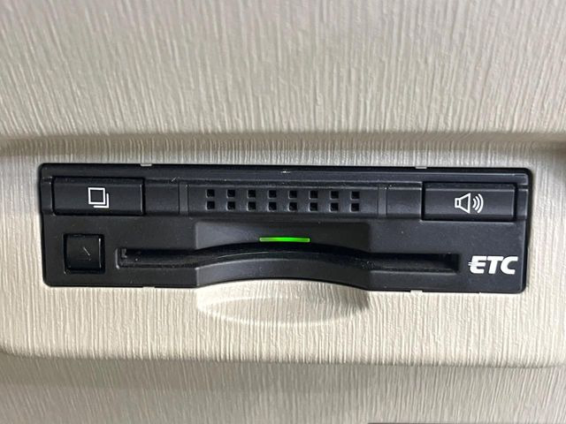 【ETC】高速道路の料金所をストレスなく通過!話題のスポットやサービスエリアに多い「スマートIC」利用時は必須のアイテムです。当店でセットアップを実施、ご納車当日からすぐにご利用いただけます!