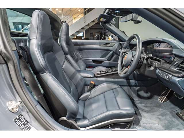 911タルガ4 GTS PDK