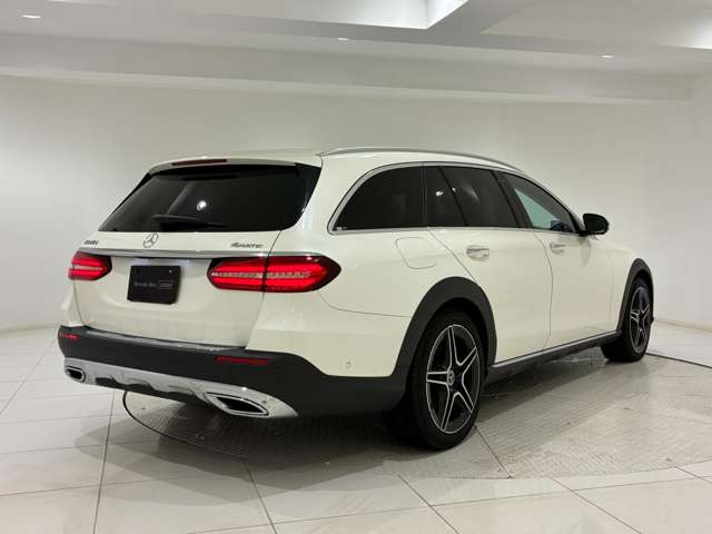 EクラスオールテレインE220d 4マチック 4WD