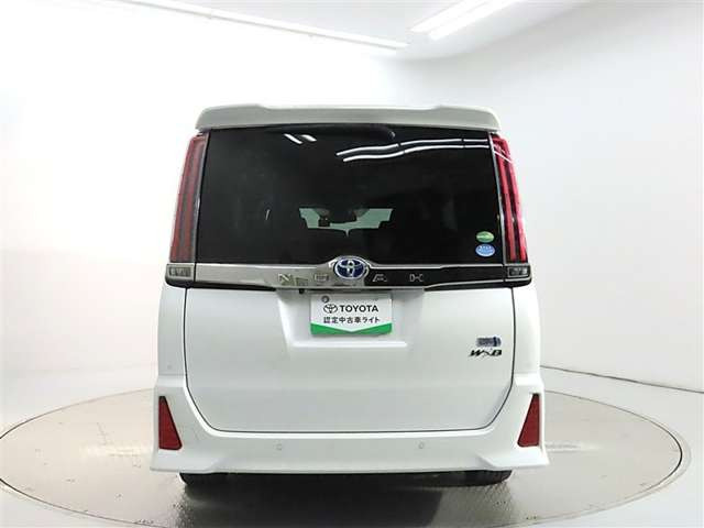 ノア1.8 ハイブリッド Si W×B II