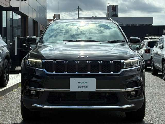 コマンダー2.0 リミテッド ディーゼル 4WD