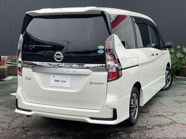 セレナ1.2 e-POWER ハイウェイスターV