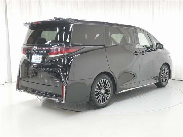 ヴェルファイアハイブリッド 2.5 Z プレミア E-Four 4WD