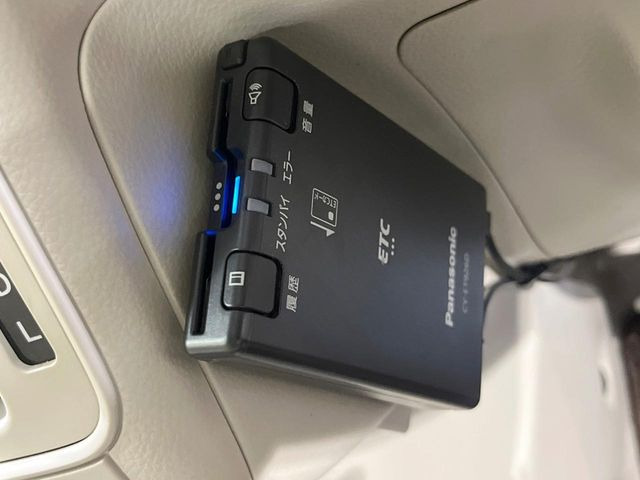 【ETC】高速道路の料金所をストレスなく通過!話題のスポットやサービスエリアに多い「スマートIC」利用時は必須のアイテムです。当店でセットアップを実施、ご納車当日からすぐにご利用いただけます!