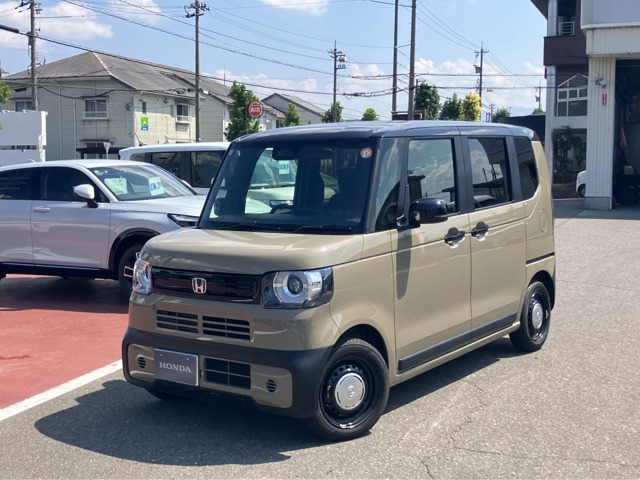 N-BOXジョイ 2トーン
