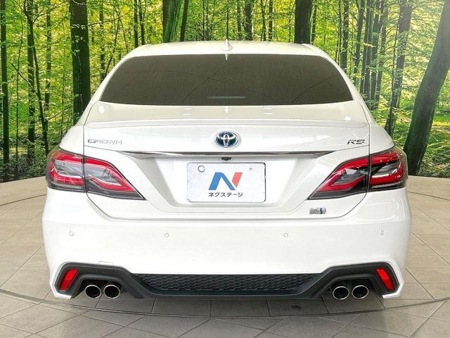 安心の最長10年・走行無制限保証(有償)をご用意。保証内容も充実はもちろん、無料点検&オイル交換や、年中無休の全国・24時間ロードサービスも付帯されておりますのでご安心下さい。