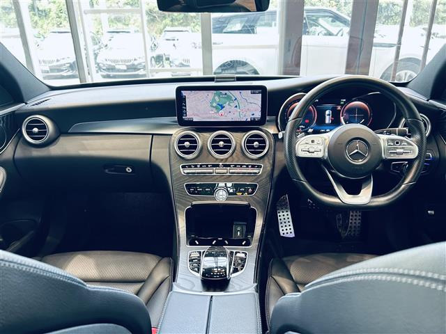 CクラスワゴンC220d ローレウスエディション スポーツプラスパッケージ