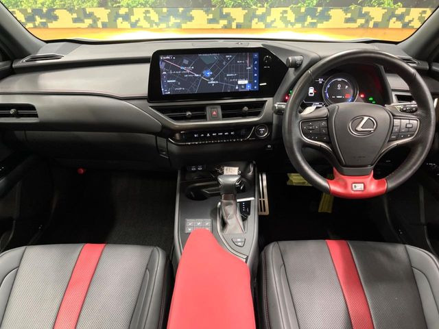 UX250h Fスポーツ エモーショナル エクスプローラー