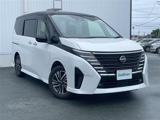 セレナ1.4 e-POWER ハイウェイスターV