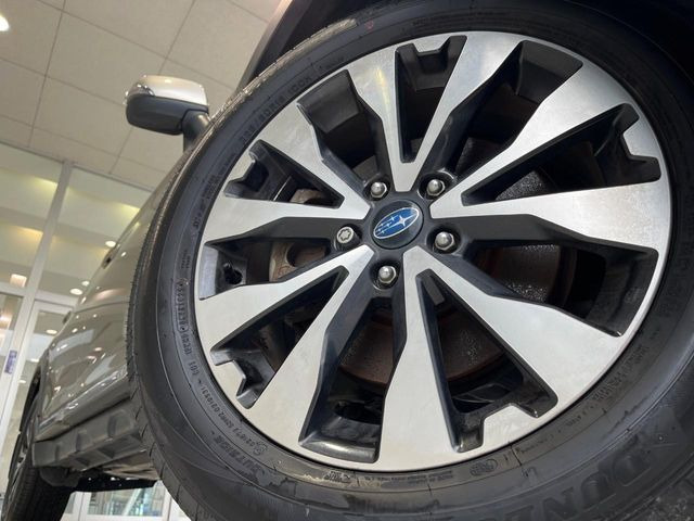 �y����18�C���`�A���~�z�C�[���z�O�ςɃ}�b�`���������A���~�z�C�[���𑕒����Ă���܂��B�e��ЊO�A���~�z�C�[����A�X�^�b�h���X�^�C�����戵�����Ă���܂��B���񂲑��k����������