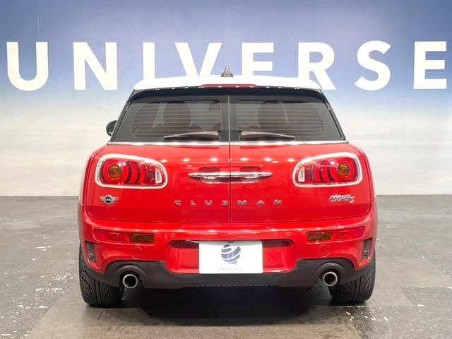 ●当店では第三者機関による車両品質鑑定を導入し、修復歴車を排除。鑑定書が発行されますので、ぱっと見ただけでは分からない箇所まで納得した上でご検討いただけます。※一部未実施の場合がございます。