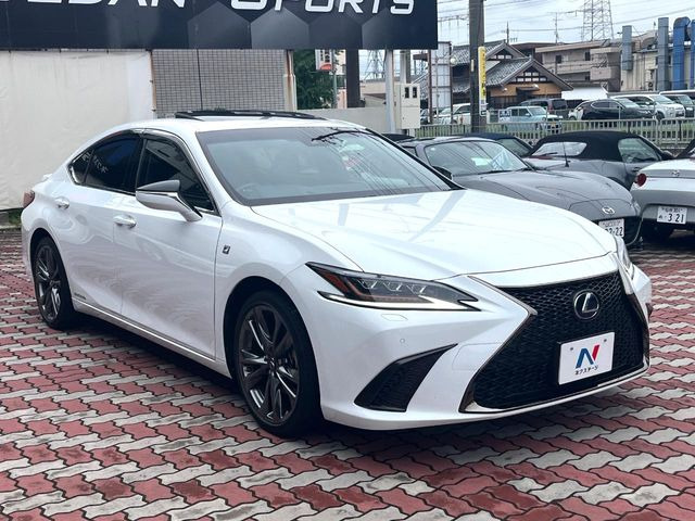 �������x�̃K���X�疌�ŝ����͂������A�㎿�ȃc���E����������B���O����_���J�����؂Ȉ��Ԃ�ی삵�A�F�����E�򉻂�h�~�B�u�e�X�v���b�V���R�[�g�v�A�u�e�v���~�b�T�R�[�g�v���炨�I�т��������܂��B