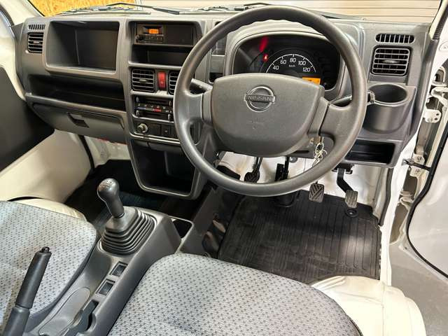 NT100クリッパーDX 4WD