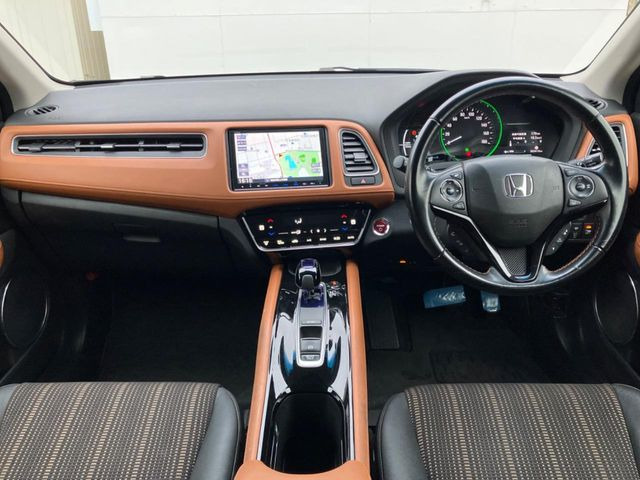 ヴェゼル1.5 ハイブリッド Z