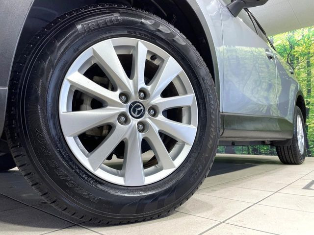 �y����17�C���`�A���~�z�C�[���z�O�ςɃ}�b�`���������A���~�z�C�[���𑕒����Ă���܂��B�e��ЊO�A���~�z�C�[����A�X�^�b�h���X�^�C�����戵�����Ă���܂��B���񂲑��k����������